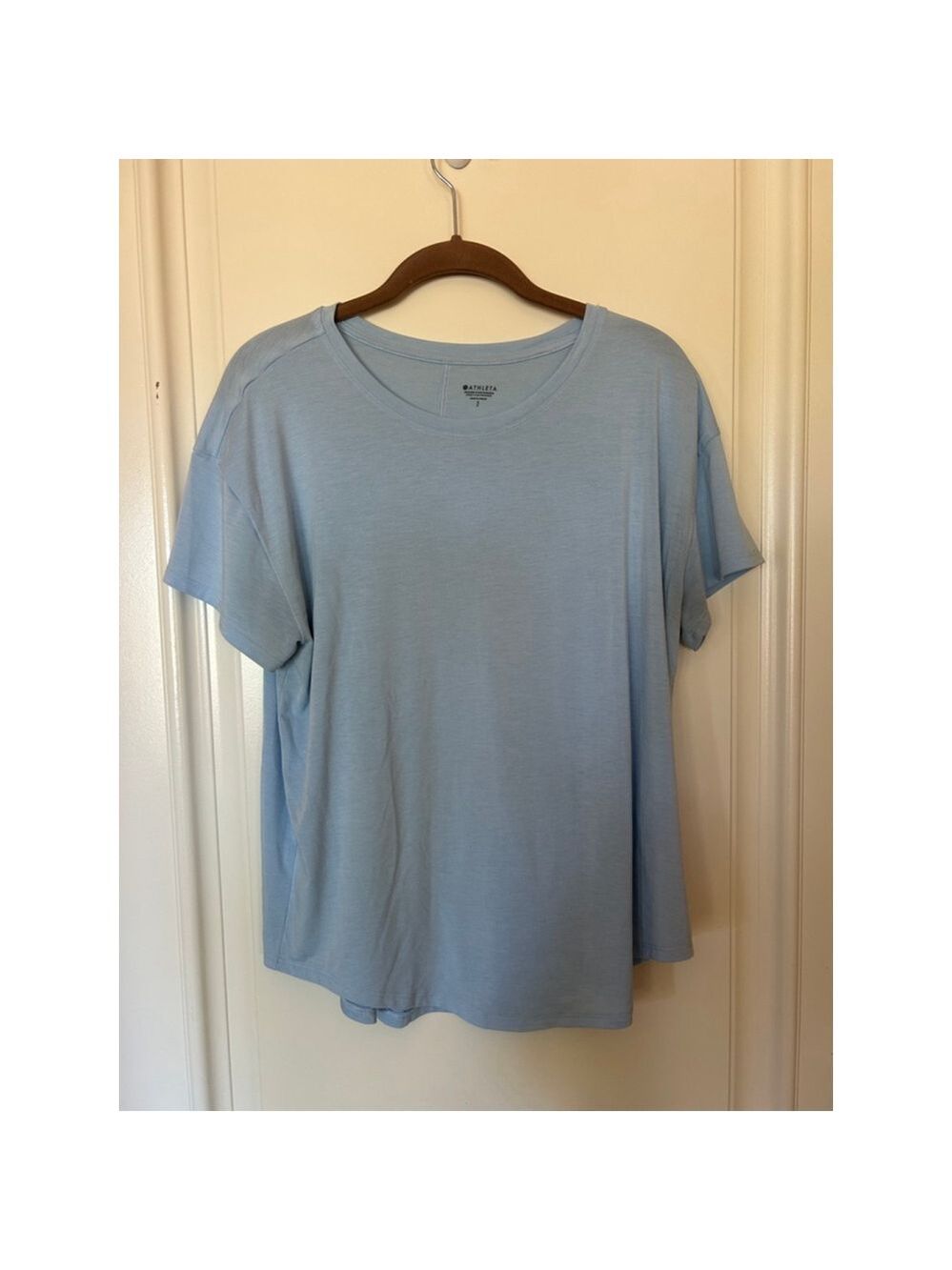 Women's Athleta Light Blue Short Sleeve Tee S